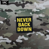 Never back down - Gul - Patch - PVC