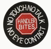Do not distract - Do not Pet - Röd/Vit/Svart - Patch