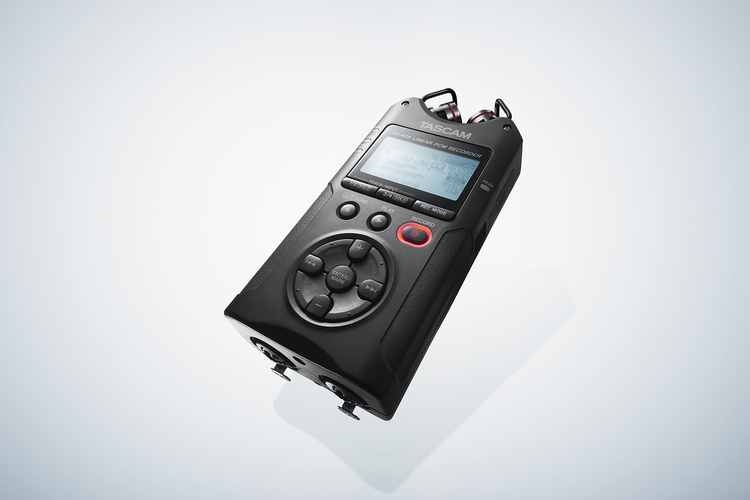 Tascam DR-40X Portable Four-Track Digital Audio Recorder and USB Audio Interface