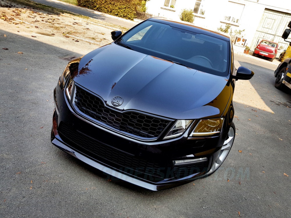 Octavia III RS Facelift - frontgrill i OEM