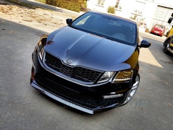 Octavia III RS Facelift - frontgrill i OEM