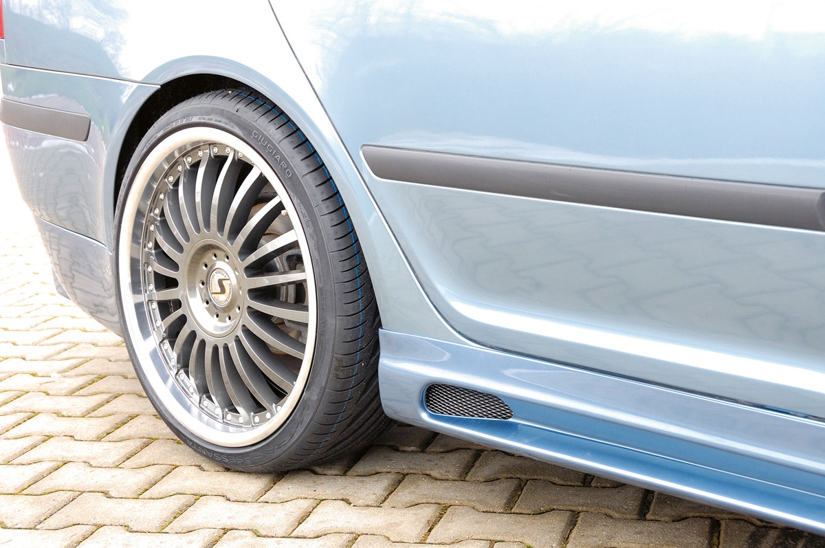 Rieger side skirt (left and rigth) - par