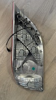 Yokon 3100, baklykt høyre