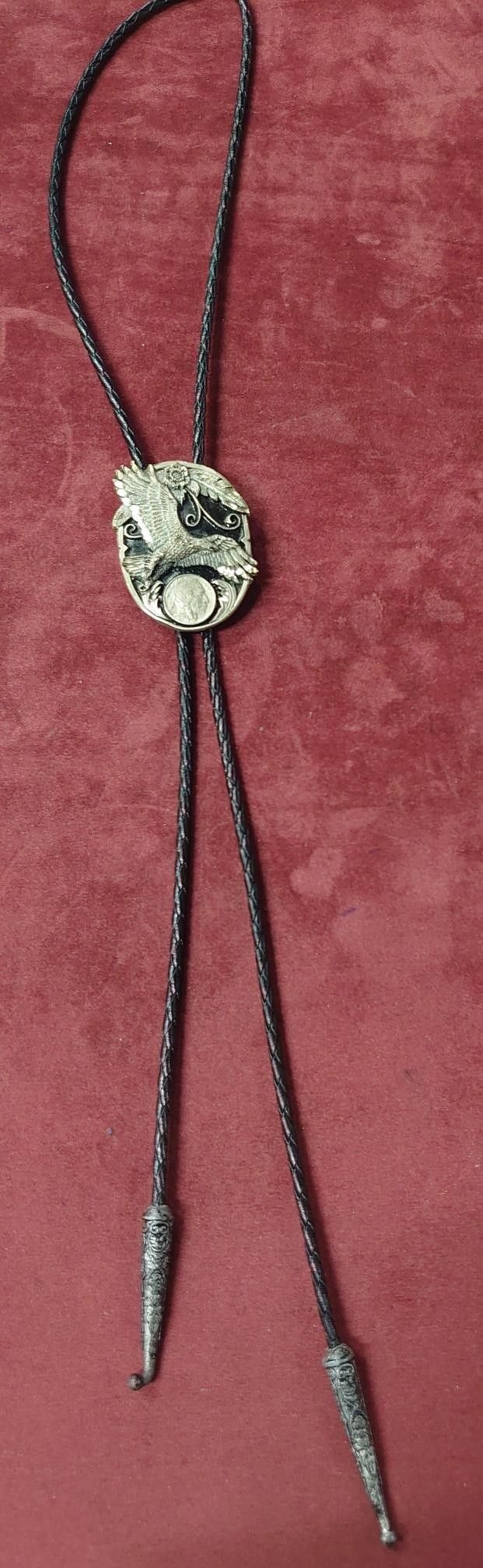 Bolo for menn. Ørn. (slips)