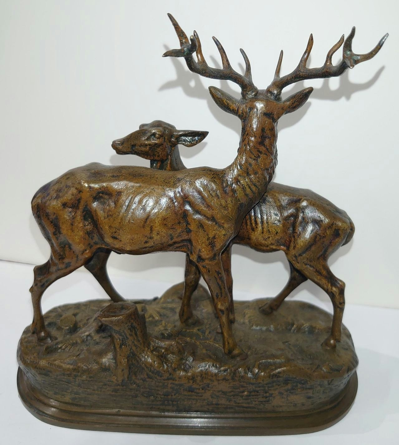 Hjort i bronse. "Jakt" av Alfred Dubucand.