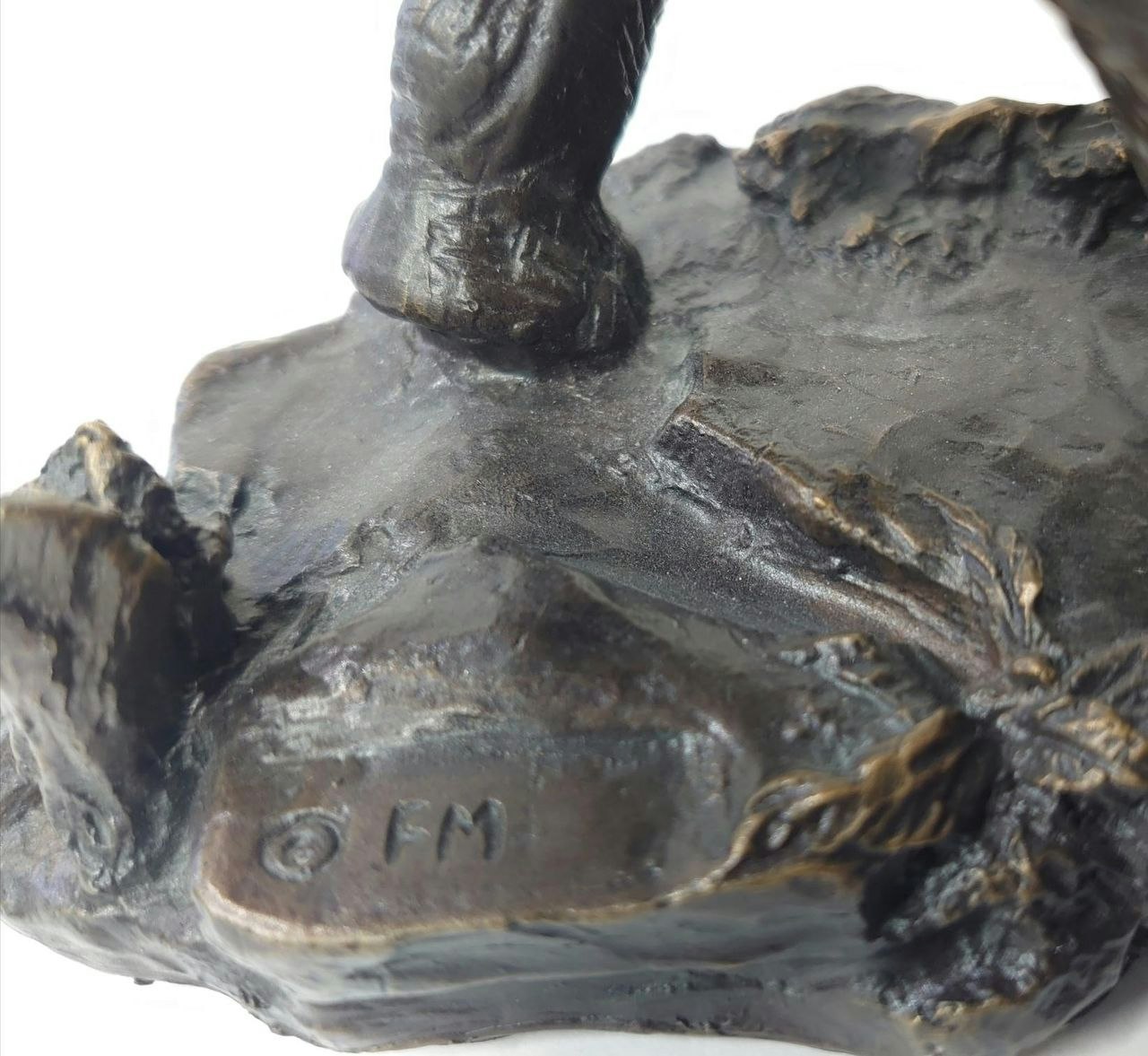 Elefant i bronse.