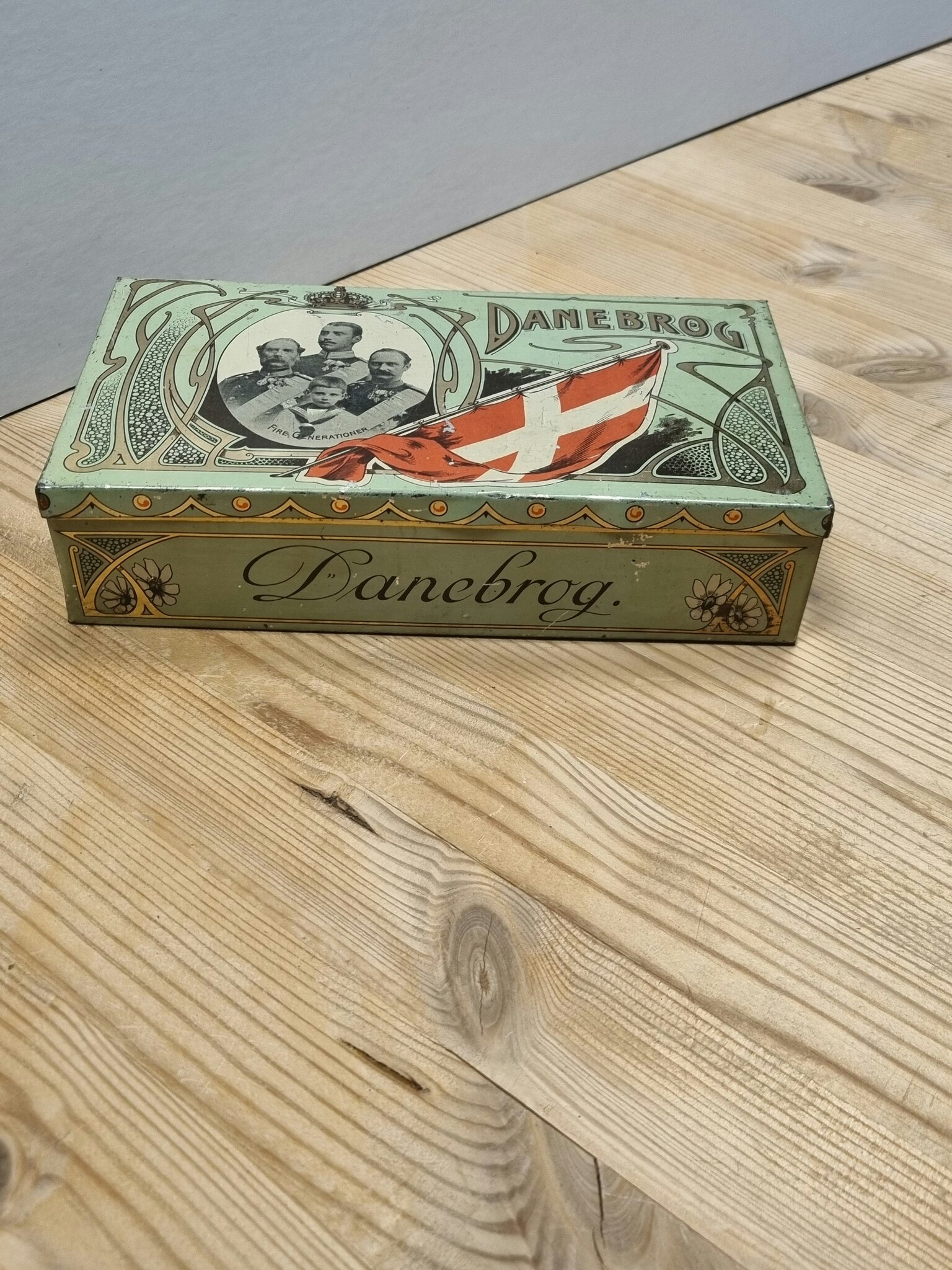 Danebrog blikkeske