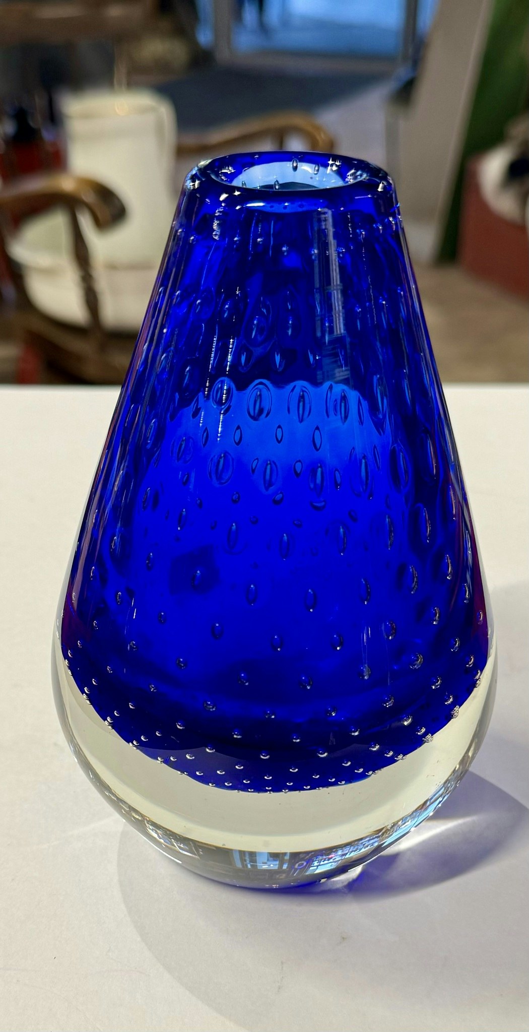 Blå Bobble vase fra Ransfjord Glassverk