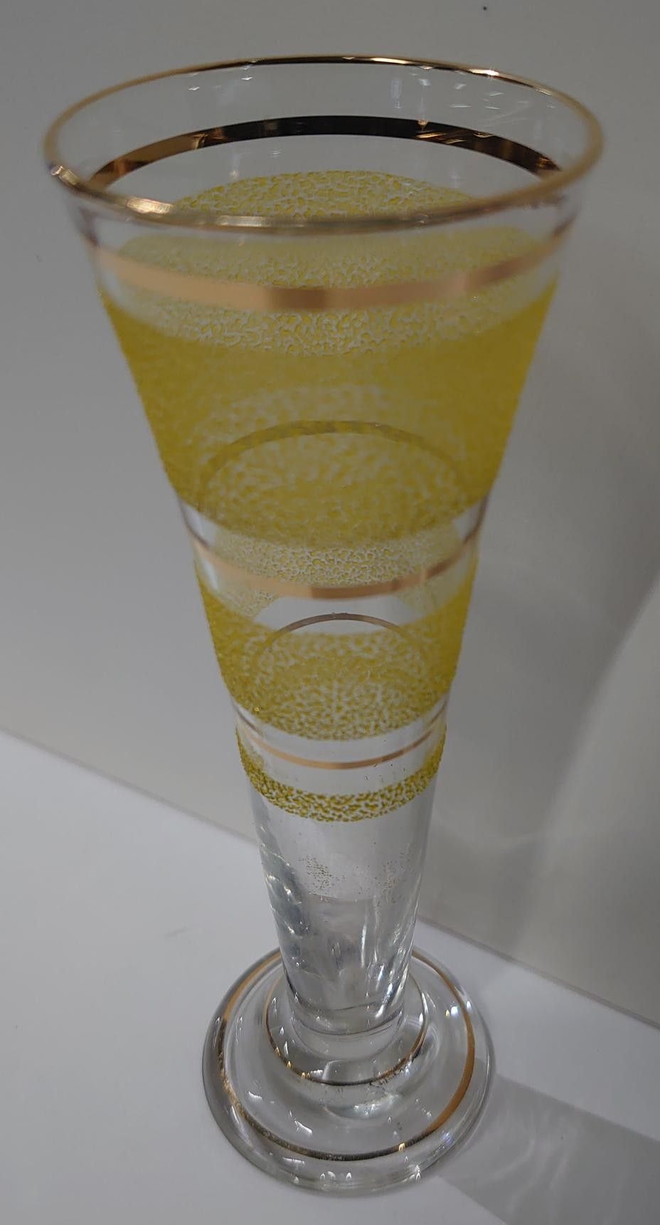 Pulverglass