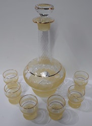 Karaffel og Glass i Pulverglass fra Magnor