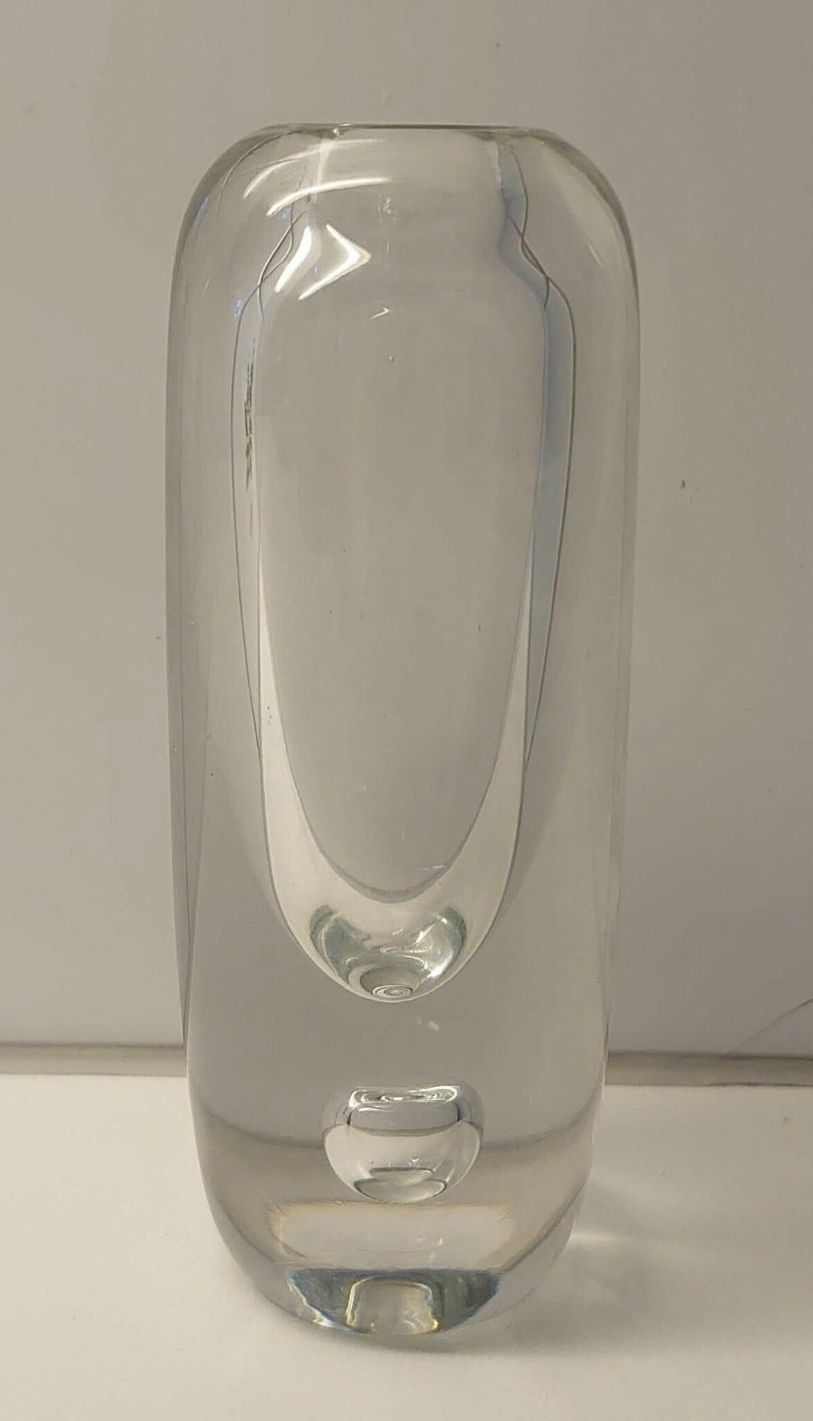 Kupla vase. Saara Hopea. Signert.