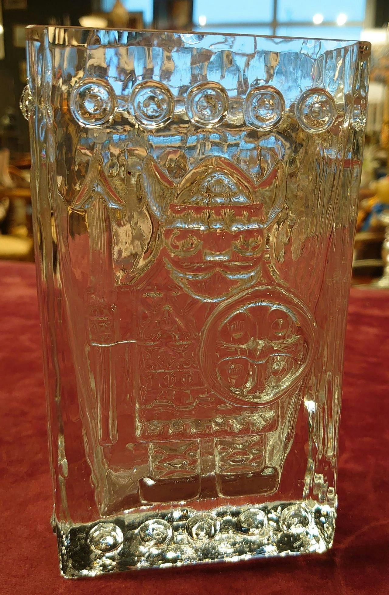 Vase Viking . Magnor