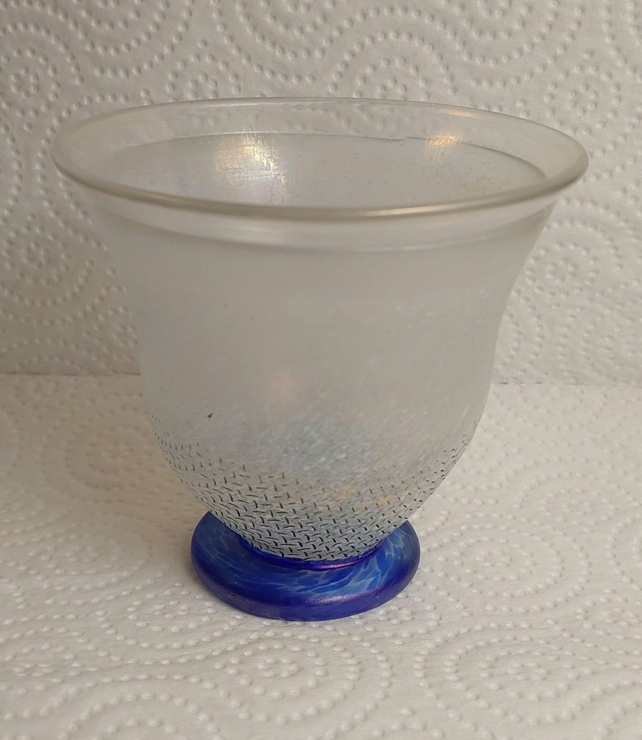 Kosta Boda Bertil Vallien Soliflore glassbowl