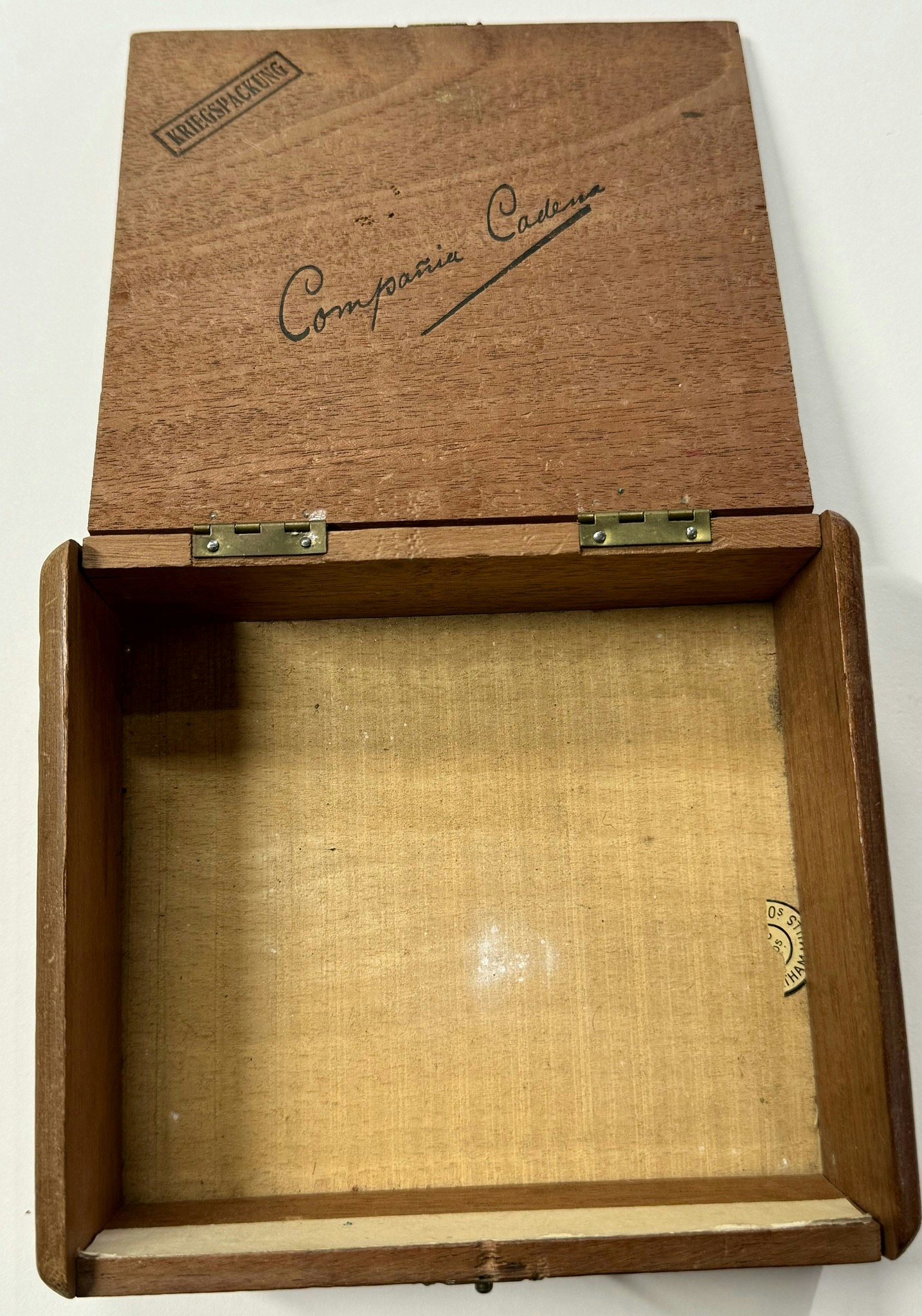 Sigarskrin Modelos