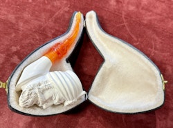 Meerschaun pipe i futurale