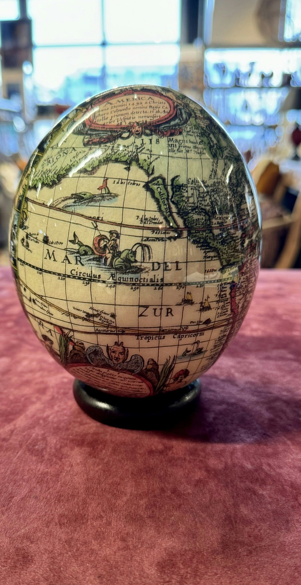 Strutse egg Globus