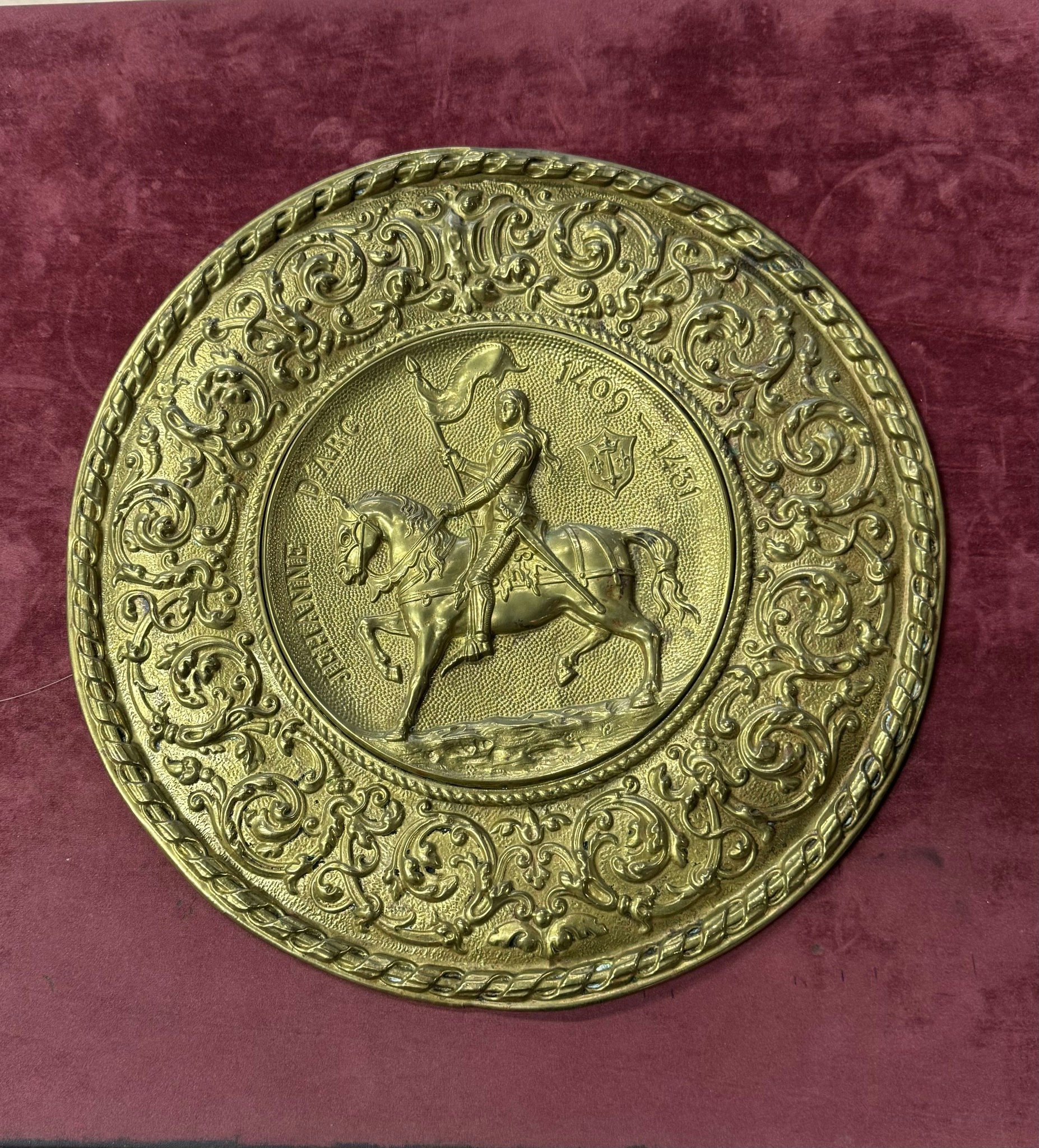 Messing Fat til vegg «Jehanne D’Arc 1409-1431»