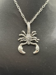 Skorpion med kjede