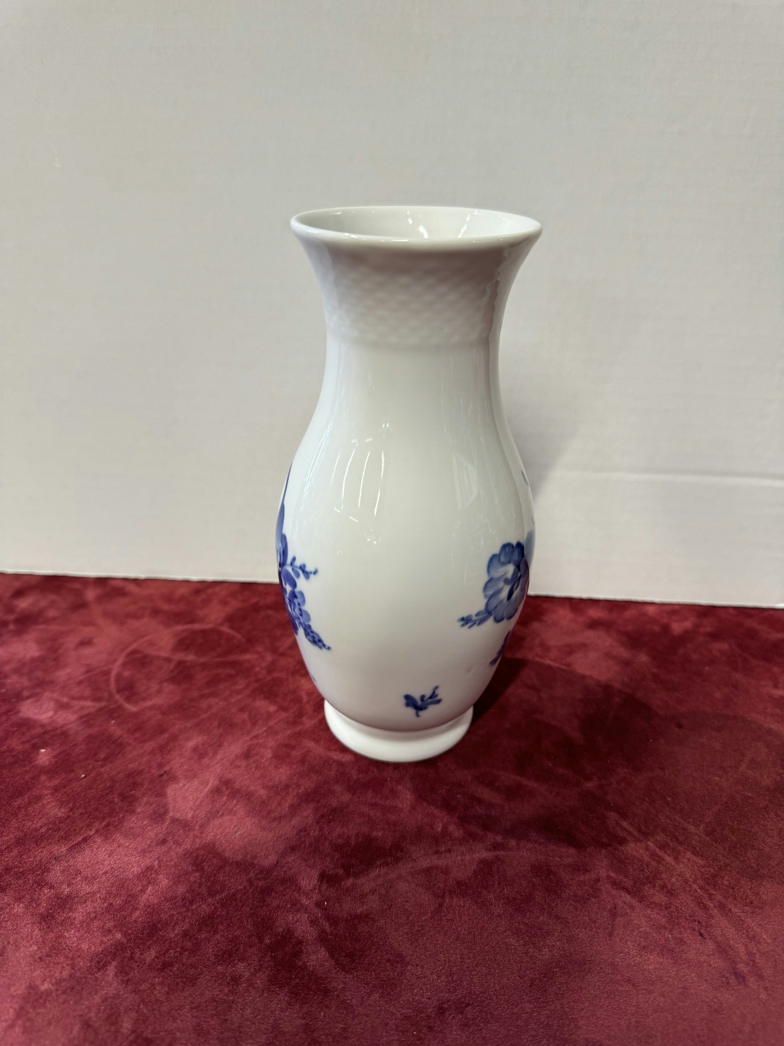 Royal Copenhagen «Blå Blomst» Vase