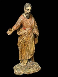 Kirke figur  i tre min 200 år gammel