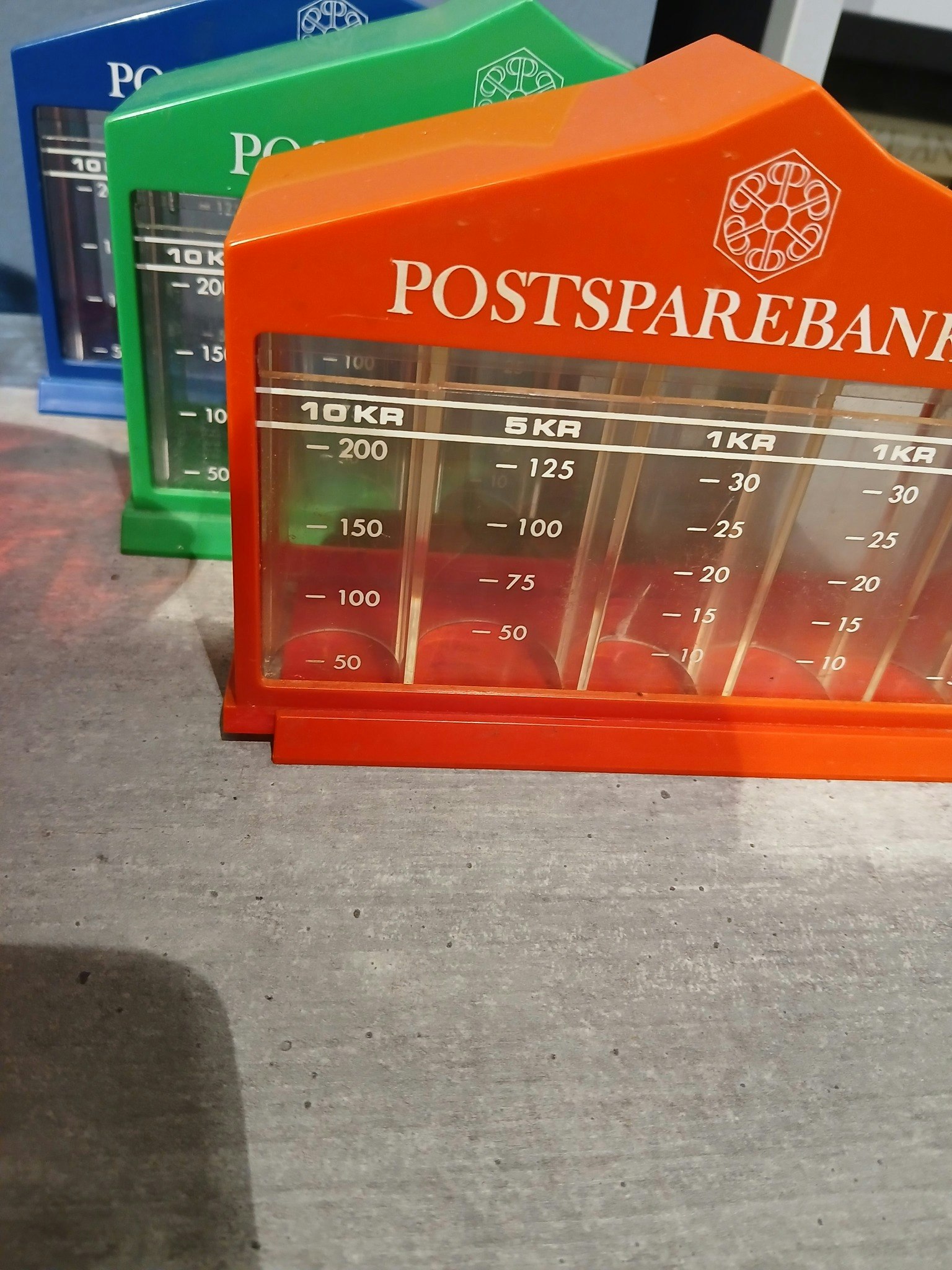 sparebøsser ,  Postsparebanken , Nordea ,