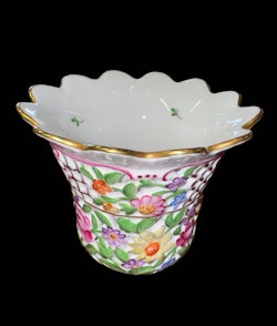 Fantastisk vakker vase fra Herend.