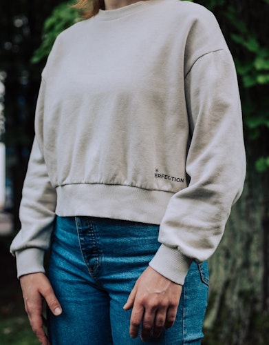 Women´s cream sweatshirt