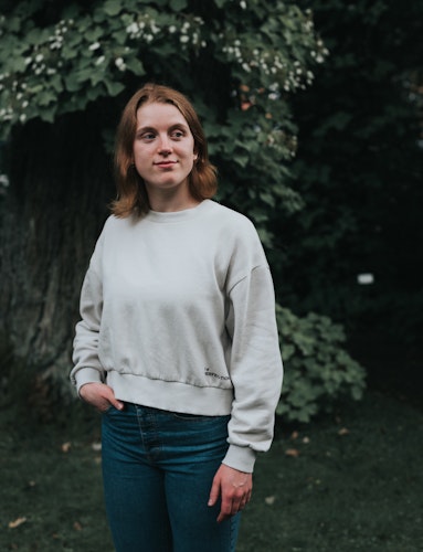 Women´s cream sweatshirt