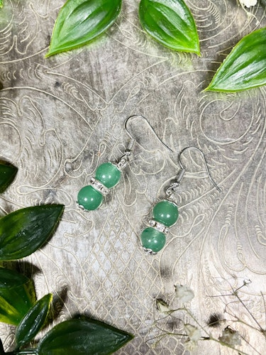 Kristallörhänge med grön Aventurin (nickelfritt)