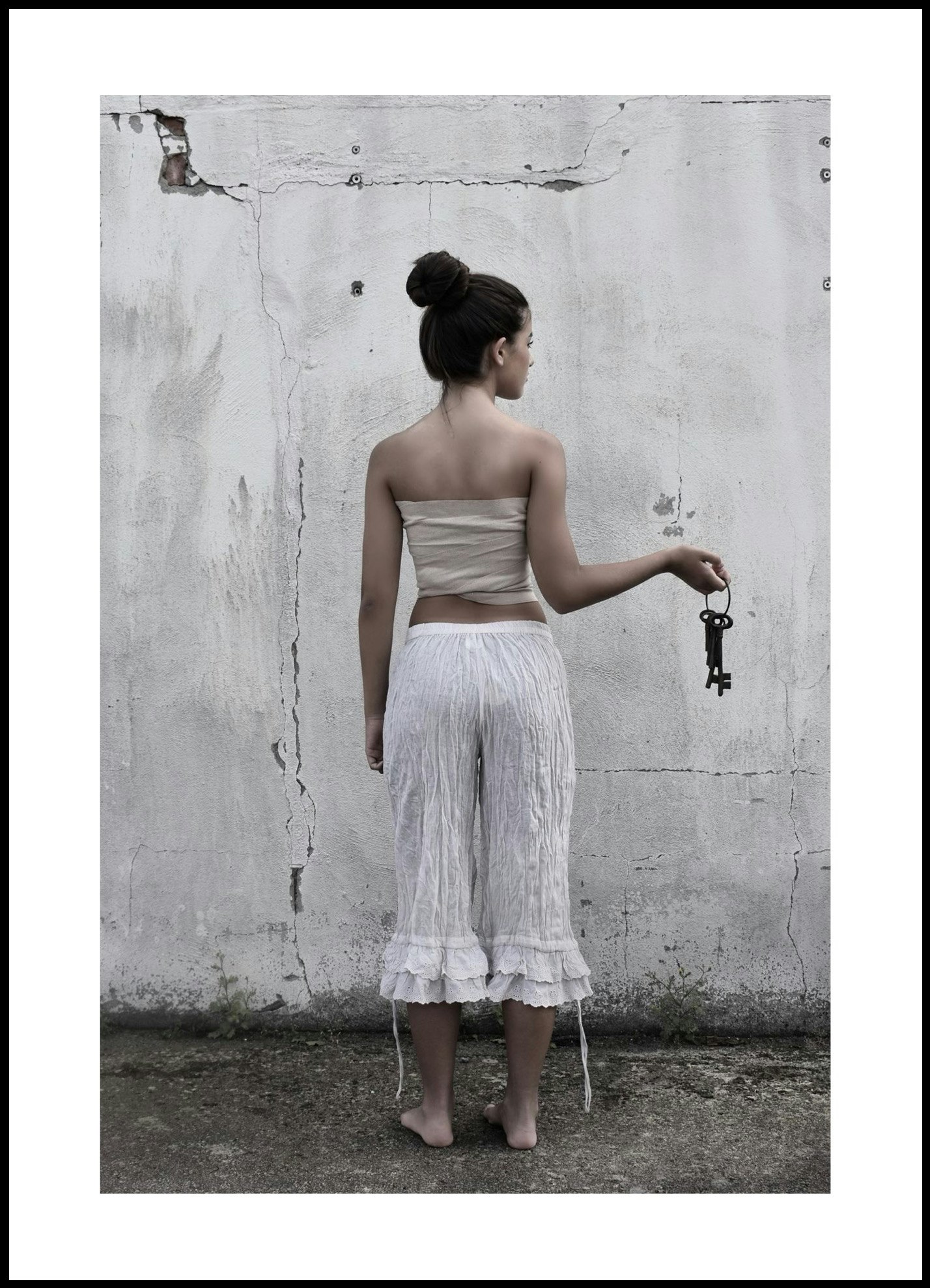 ”one girl one key”