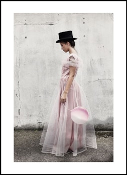”One girl, one balloon”