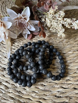 Lavasten armband