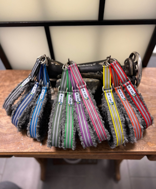 Metizo Halsband Halvstryp fårskinnsimitation