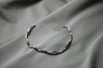 WIND Silverarmband oval