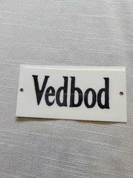 Skylt vedbod