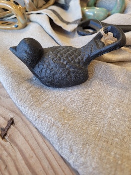 Kapsylöppnare Fågel, järn svart