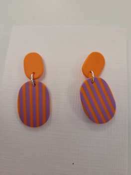 Örhängen RANDIG ORANGE/LILA