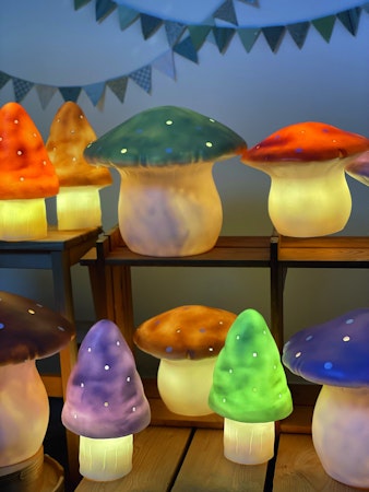 Svamplampa liten lavendel Egmont Toys