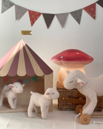Egmont Toys Mary lamm mjukdjur stor