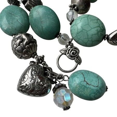 Turkost detaljerat halsband