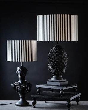 Lampfot Kira Svart Poly, 52 cm