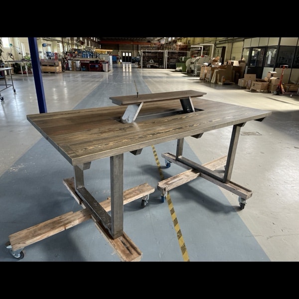 Midsomarbordet modell 24 i furu