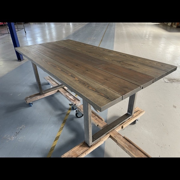 Midsomarbordet modell 24 i furu