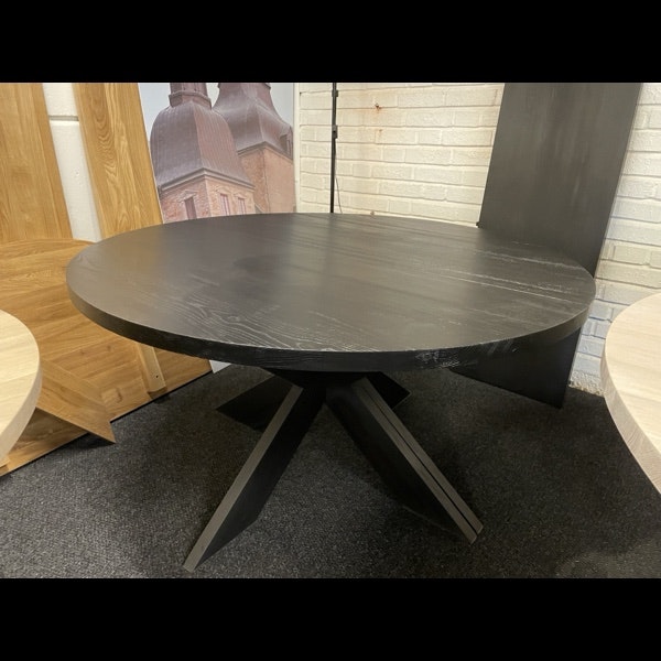 Askbord i diametrer 1400. Intensiv svart