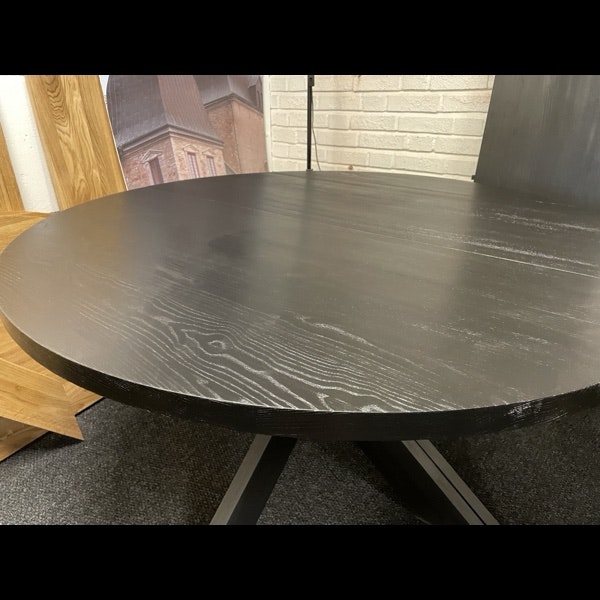 Askbord i diametrer 1400. Intensiv svart