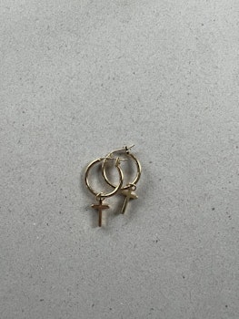 Øreringer med kors