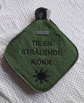 Grytekluter i ull «til en strålende kokk»