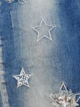 Glamorøs jeans fra Place du Jour - med broderte stjerner