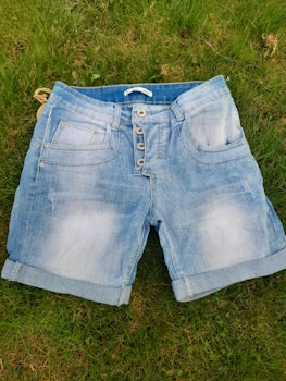 Place du Jour denim shorts - vintage look med knappedetaljer