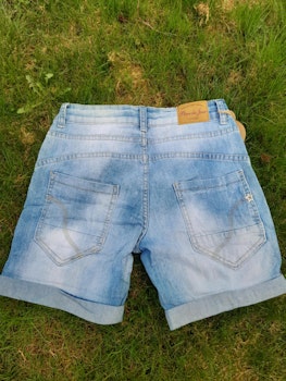 Place du Jour denim shorts - vintage look med knappedetaljer